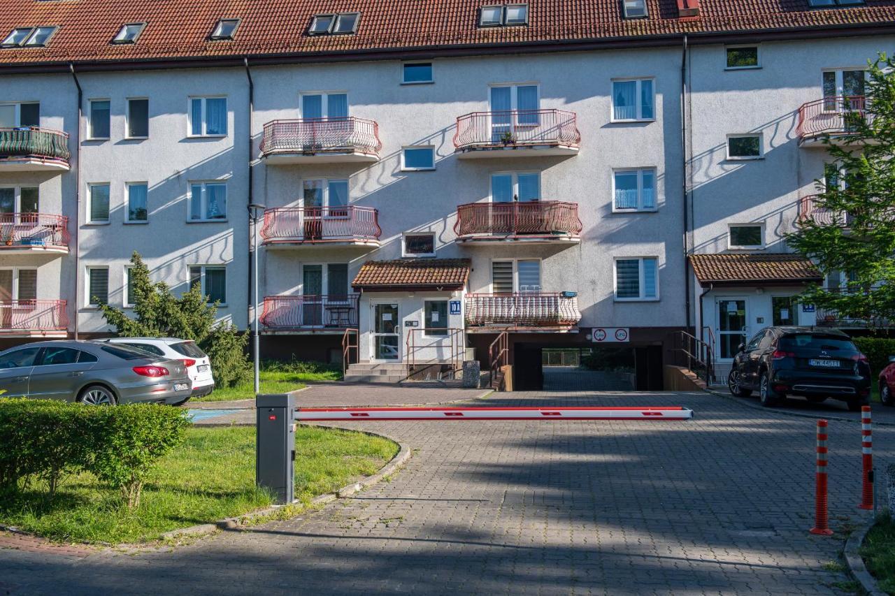 Apartament Wakacyjny Z Klimatyzacja Kolobrzeg Dış mekan fotoğraf