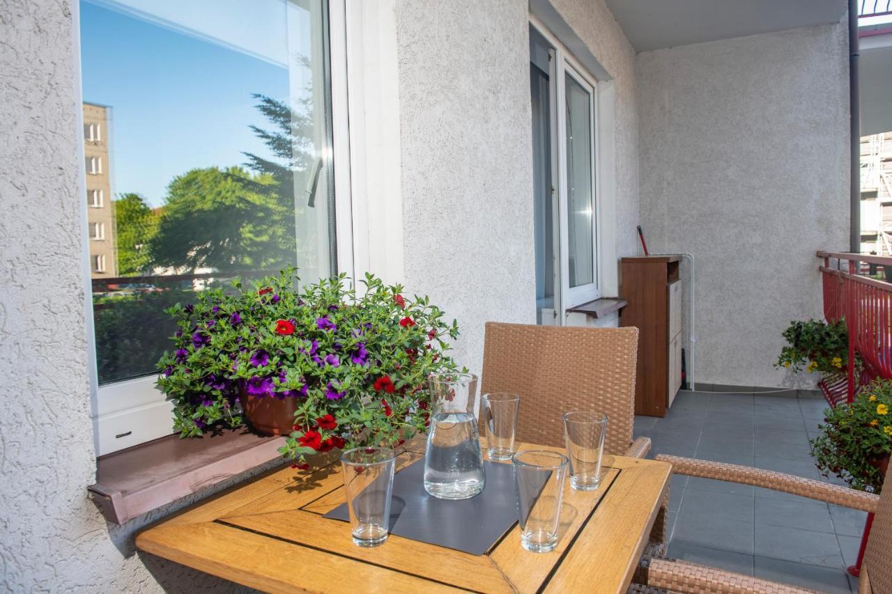 Apartament Wakacyjny Z Klimatyzacja Kolobrzeg Dış mekan fotoğraf